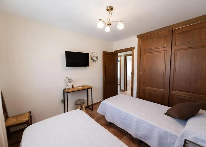 La Casa De Belen * La Torre del Valle